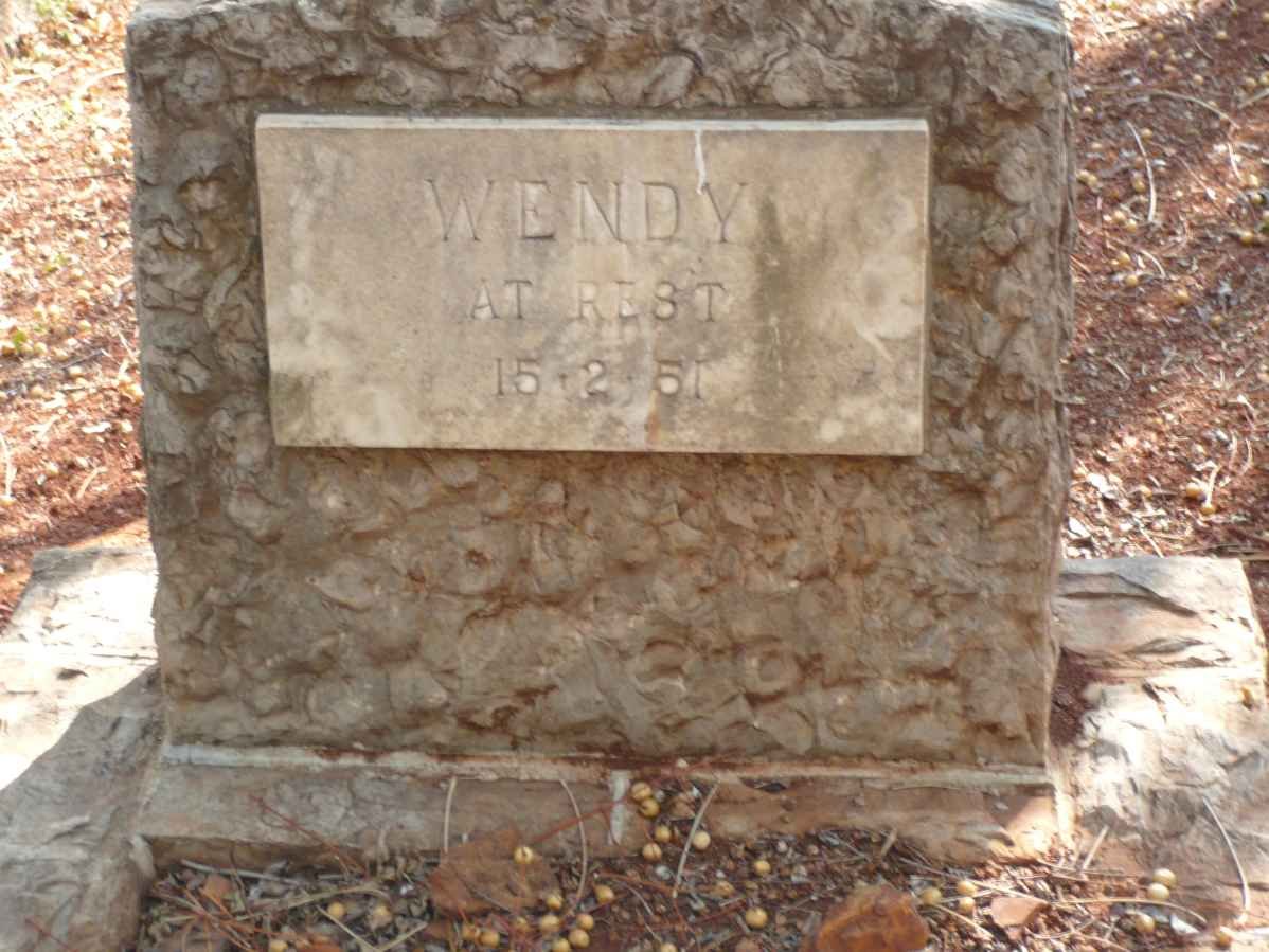 HENSCHSBERG Wendy -1951