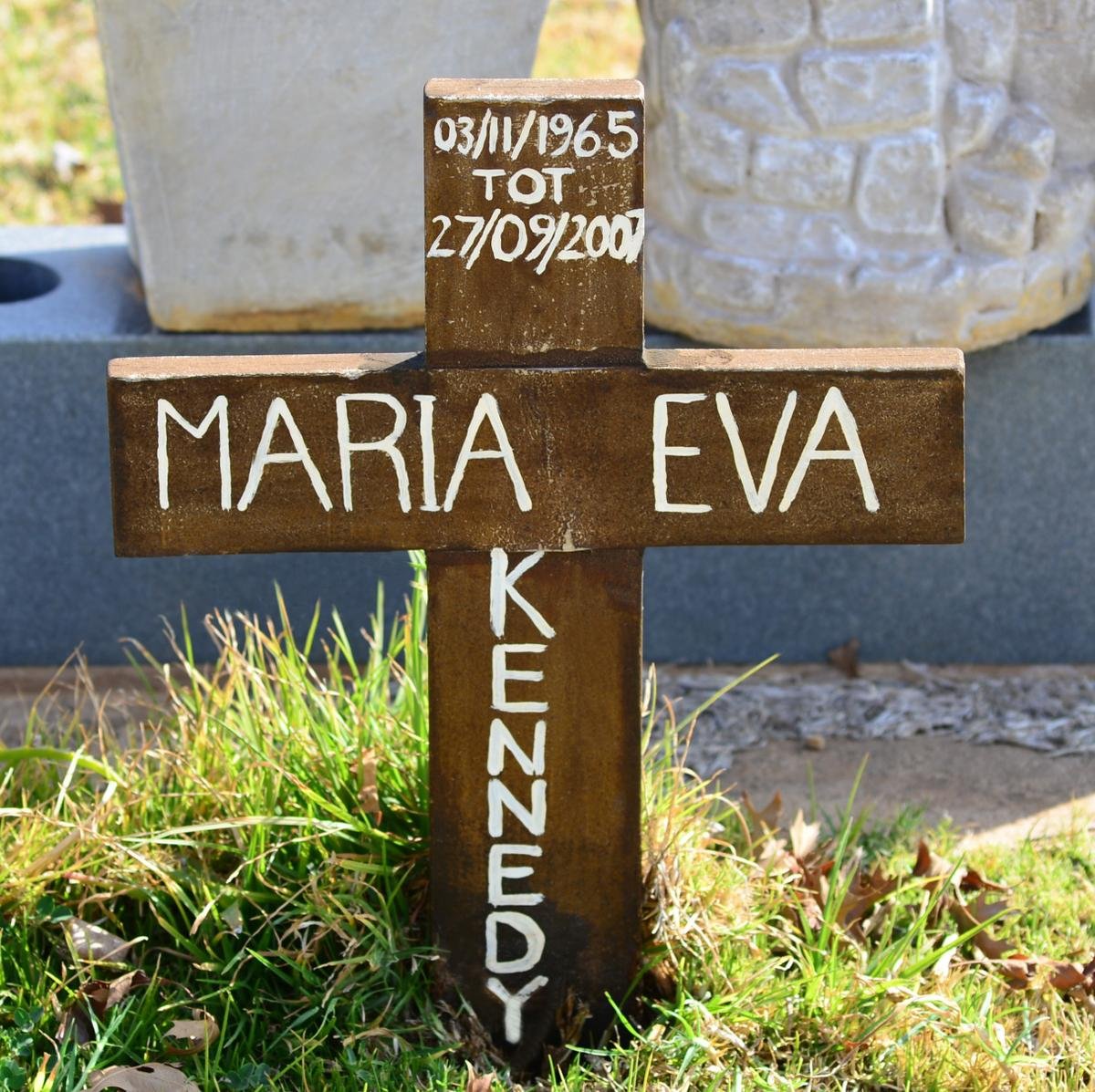 KENNEDY Maria Eva 1965-2007