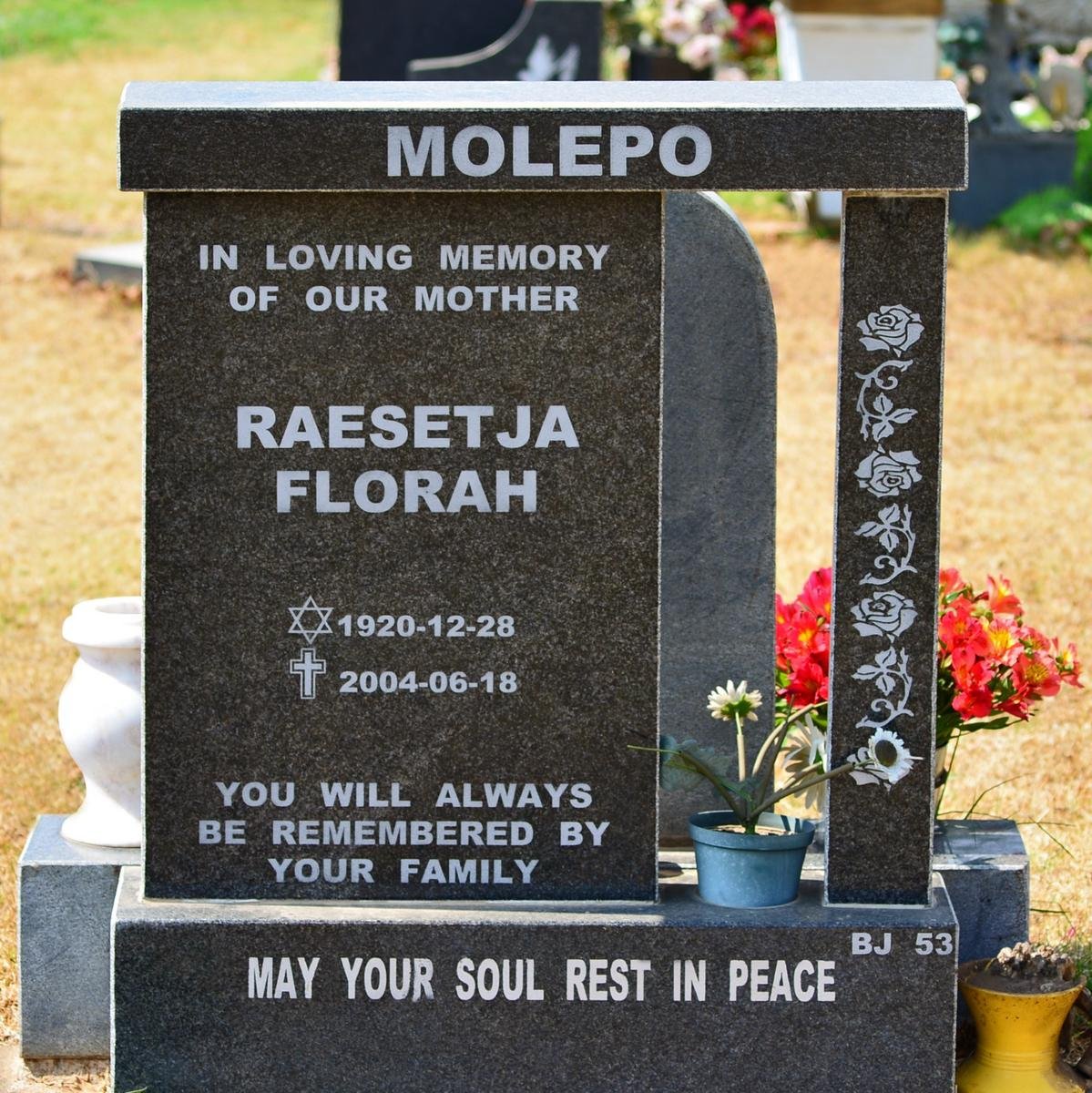 MOLEPO Raesetja Florah 1920-2004