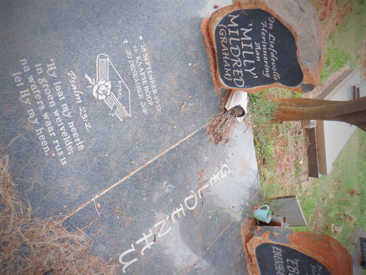 GELDENHUYS Ebenhaezer 1932-2012 &amp; Mildred GRAHAM 1932-2016