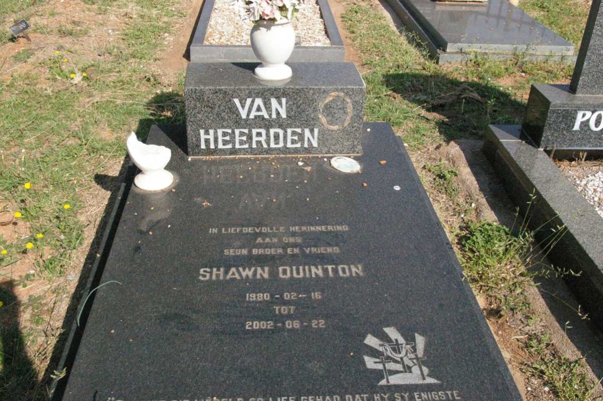 HEERDEN Shawn Quinton, van 1980-2002