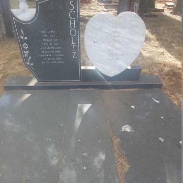 SCHOLTZ David Joachim Jacobus -1992 &amp; Anna Dorethea 1943-