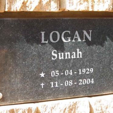 LOGAN Sunah 1929-2004