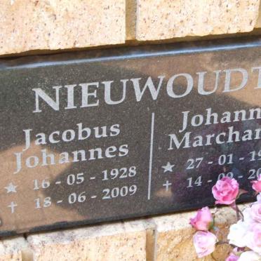 NIEUWOUDT Jacobus Johannes 1928-2009 &amp; Johanna Marchand 1919-2007