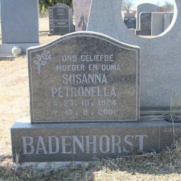 BADENHORST Susanna Petronella 1924-2001