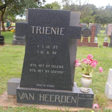 HEERDEN Trienie, van 1937-1988