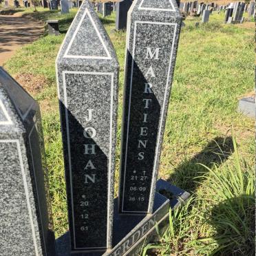 HEERDEN  Martiens, van 1936-2015 :: HEERDEN Johan, van 1961- _2