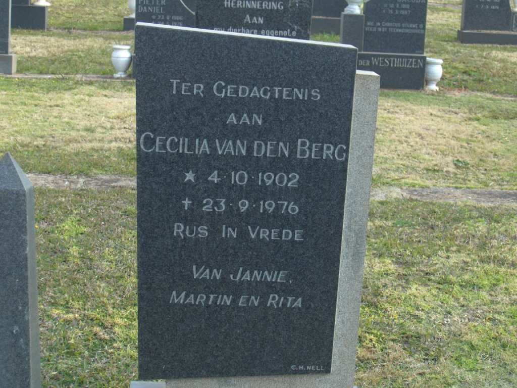 BERG Cecilia, van den 1902-1976