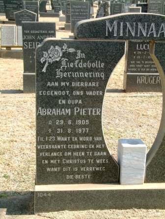 MINNAAR Abraham Pieter 1905-1977
