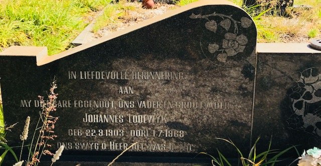 SCHOEMAN Johannes Lodewyk 1903-1968 &amp; Hester Cecilia VAN DER MERWE 1904-1994