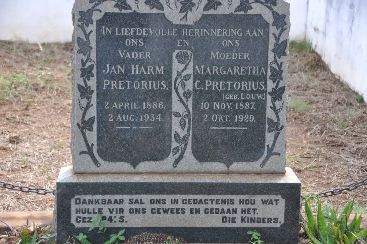 PRETORIUS Jan Harm 1886-1934 &amp; Margaretha C. LOUW 1887-1929