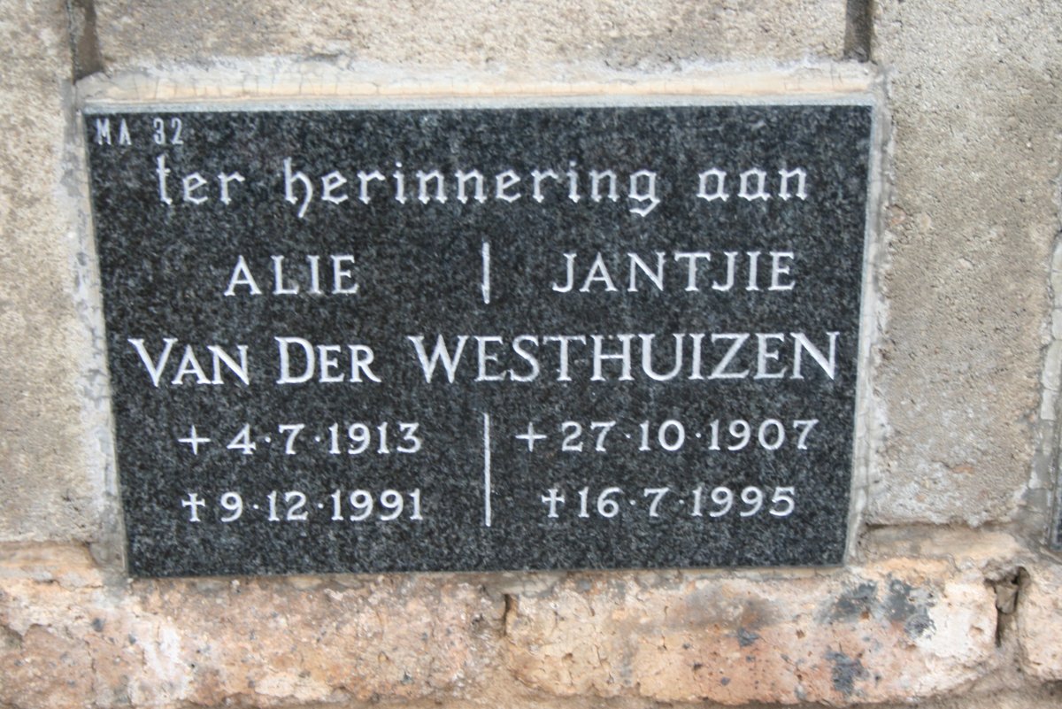 WESTHUIZEN Alie, van der 1913-1991 &amp; Jantjie 1907-1995