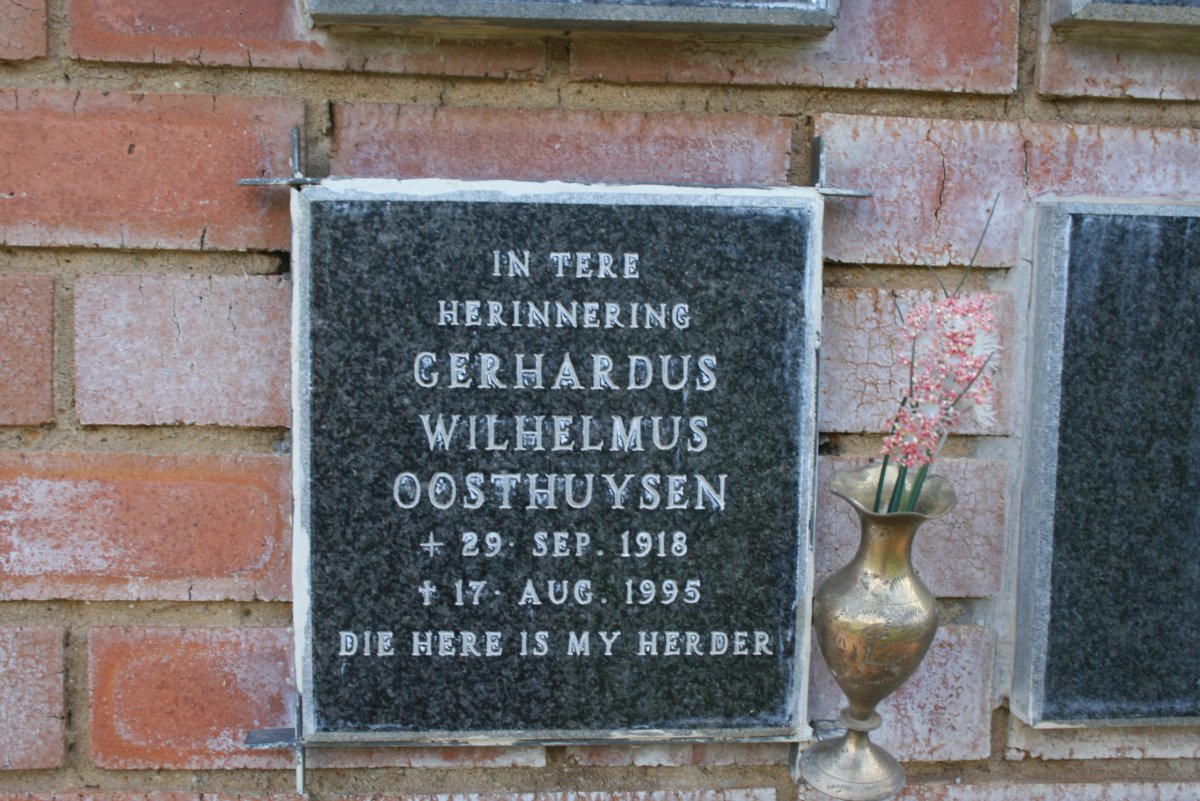 OOSTHUYSEN Gerhardus Wilhelmus 1918-1995