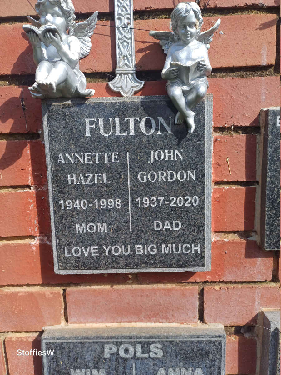 FULTON John Gordon 1937-2020 & Annette Hazel 1940-1998