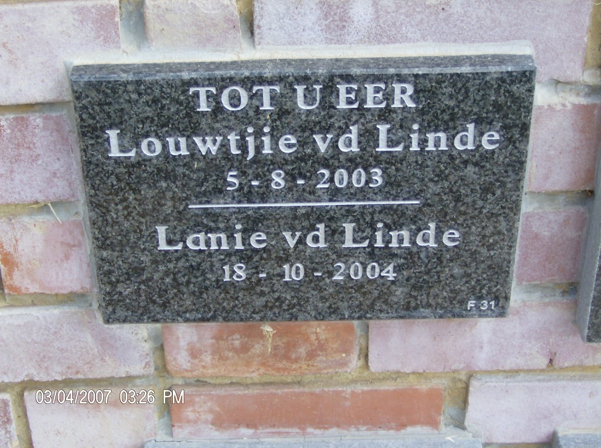 LINDE Louwtjie, v.d. -2003 &amp; Lanie -2004