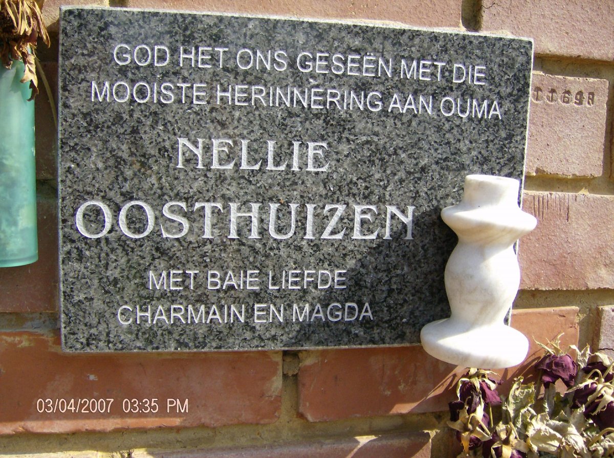OOSTHUIZEN Nellie