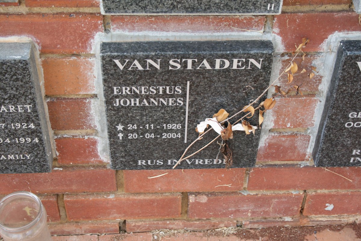 STADEN Ernestus Johannes, van 1926-2004