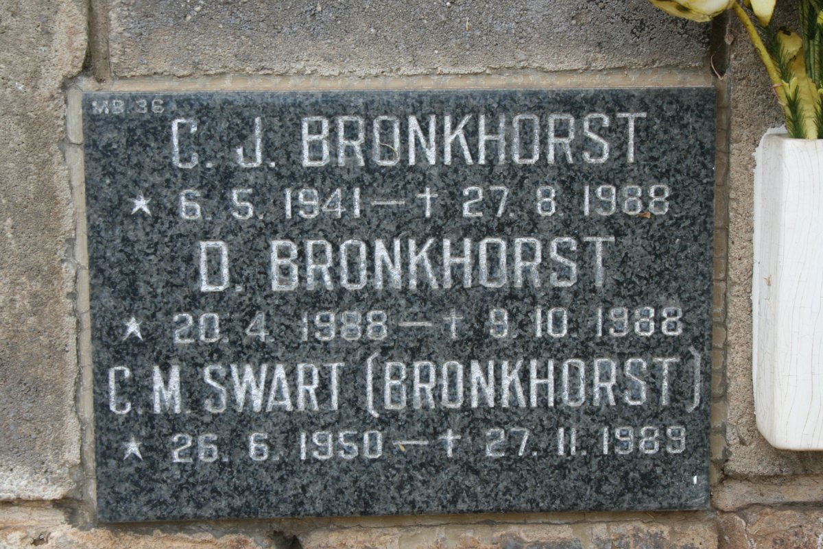 BRONKHORST C.J. 1941-1988 :: BRONKHORST D. 1988-1988 :: SWART C.M. nee BRONKHORST  1950-1989