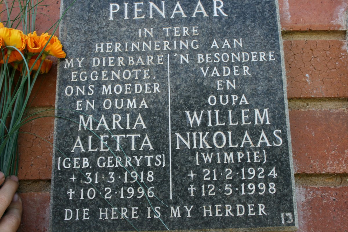 PIENAAR Willem Nikolaas 1924-1998 &amp; Maria Aletta GERRYTS 1918-1996