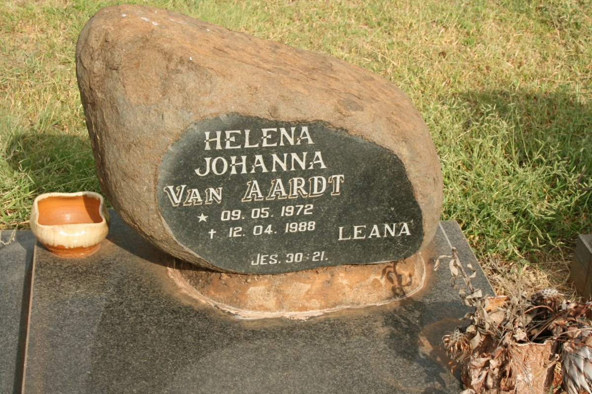 AARDT Helena Johanna, van 1972-1988