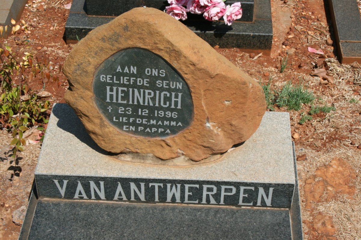 ANTWERPEN Heinrich, van -1966