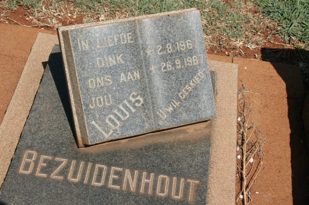BEZUIDENHOUT Louis 1967-1967