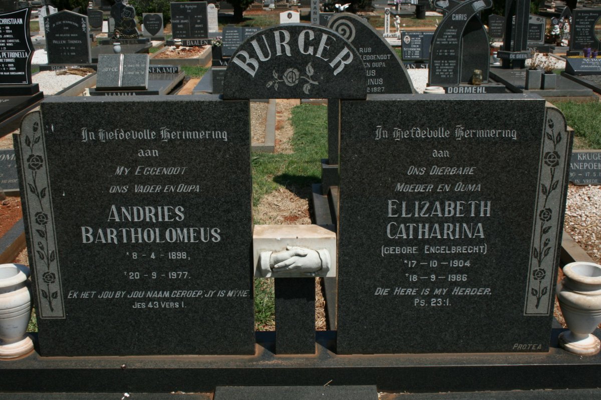 BURGER Andries Bartholomeus 1898-1977 &amp; Elizabeth Catharina ENGELBRECHT 1904-1986