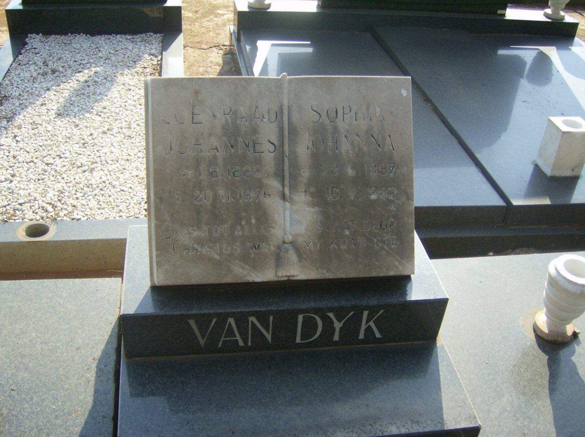 DYK Coenraad Johannes, van 1888-1976 &amp; Sophia Johanna 1897-1982