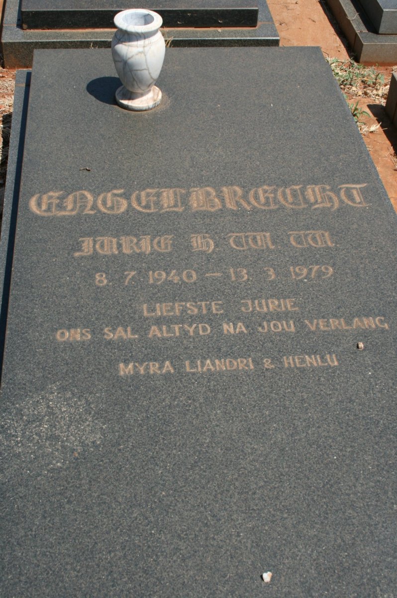 ENGELBRECHT Jurie H.W.W. 1940-1979