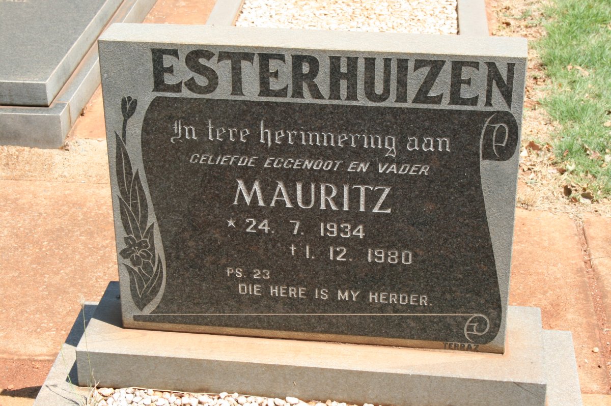 ESTERHUIZEN Mauritz 1934-1980