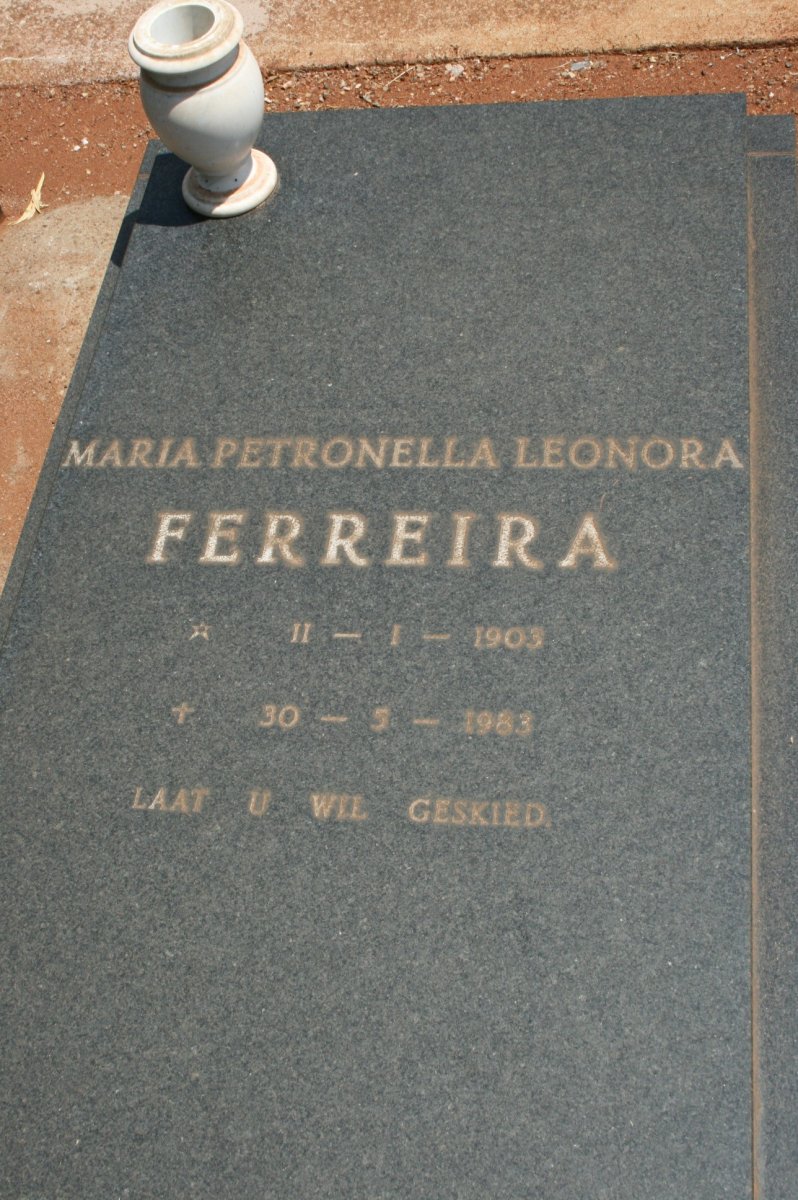 FERREIRA Maria Petronella Leonora 1903-1983