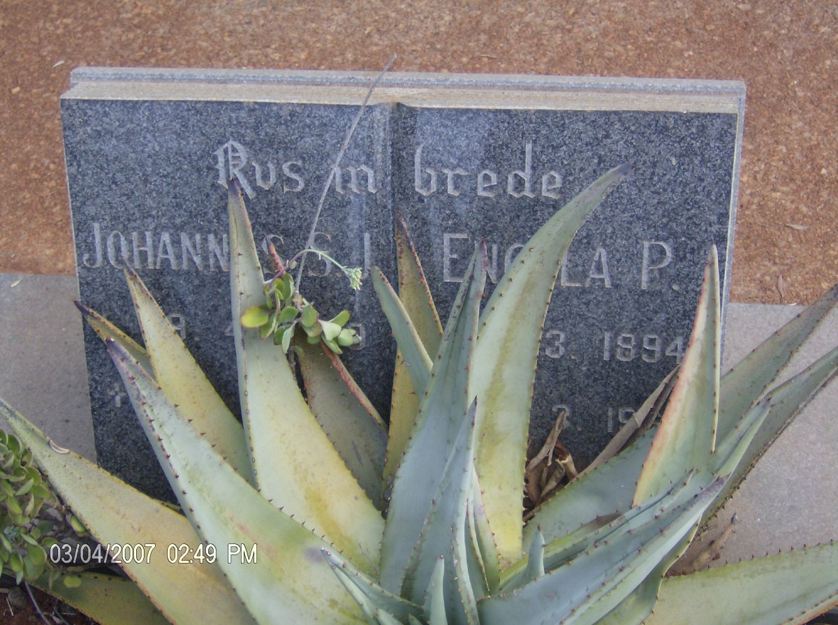 FOURIE Johannes S.J. &amp; Engela P. 1894-