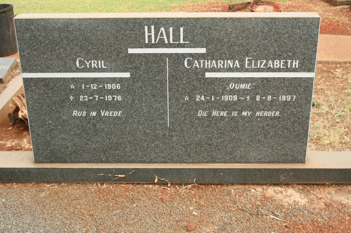 HALL Cyril 1906-1976 &amp; Catharina Elizabeth 1909-1997