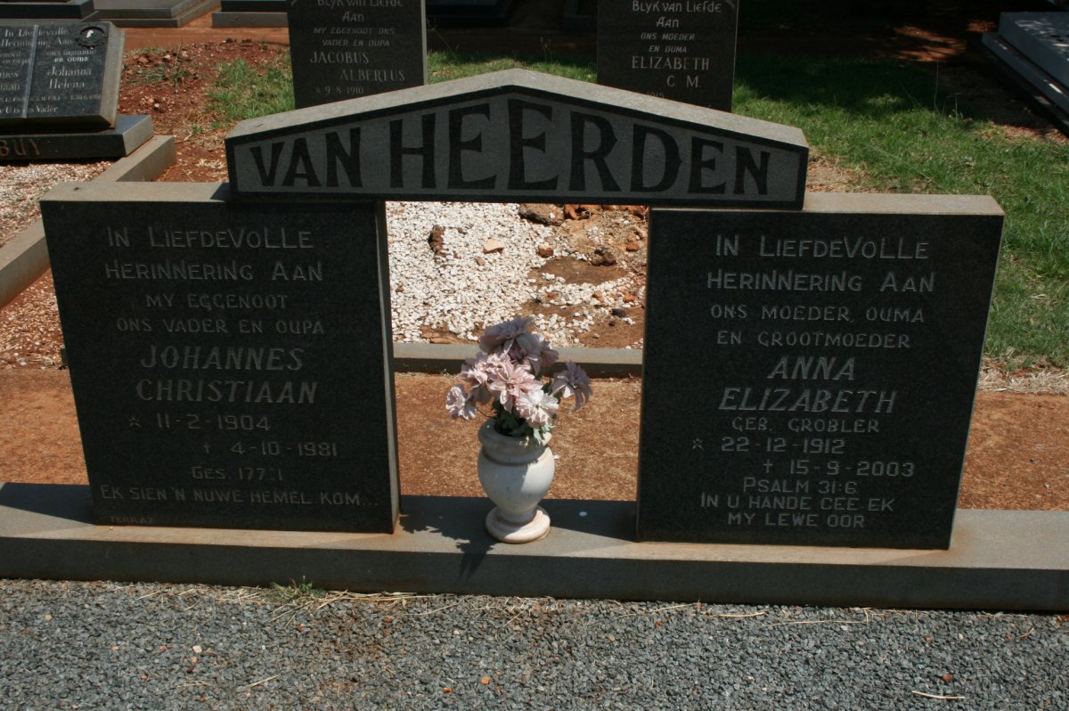HEERDEN Johannes Christiaan, van 1904-1981 &amp; Anna Elizabeth GROBLER 1912-2003