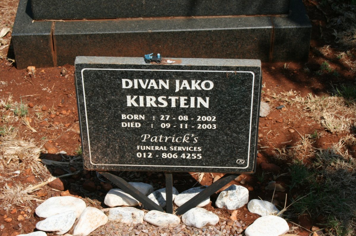 KIRSTEIN Divan Jako 2002-2003