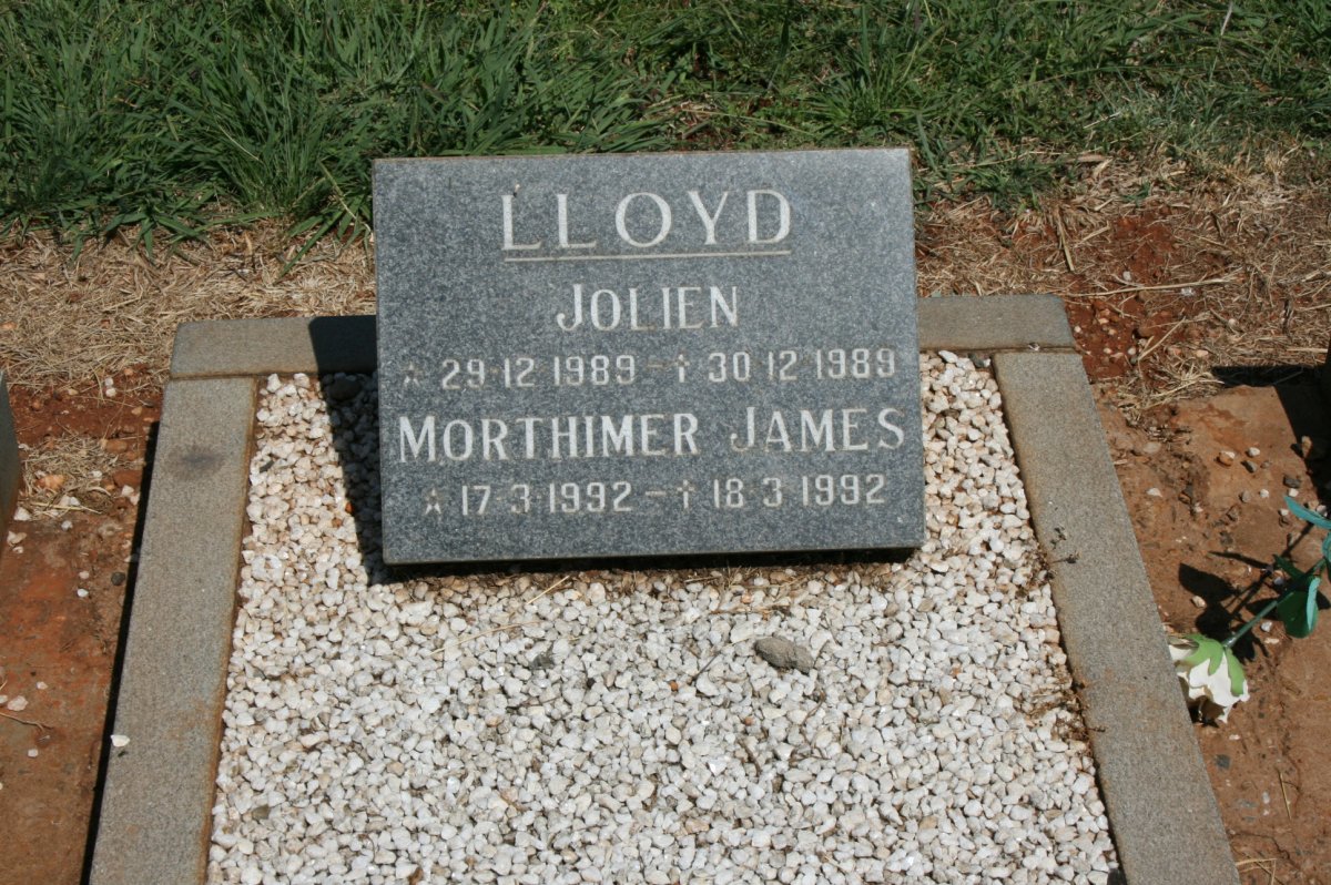 LLOYD Morthimer James 1992-1992 :: LLOYD Jolien 1989-1989
