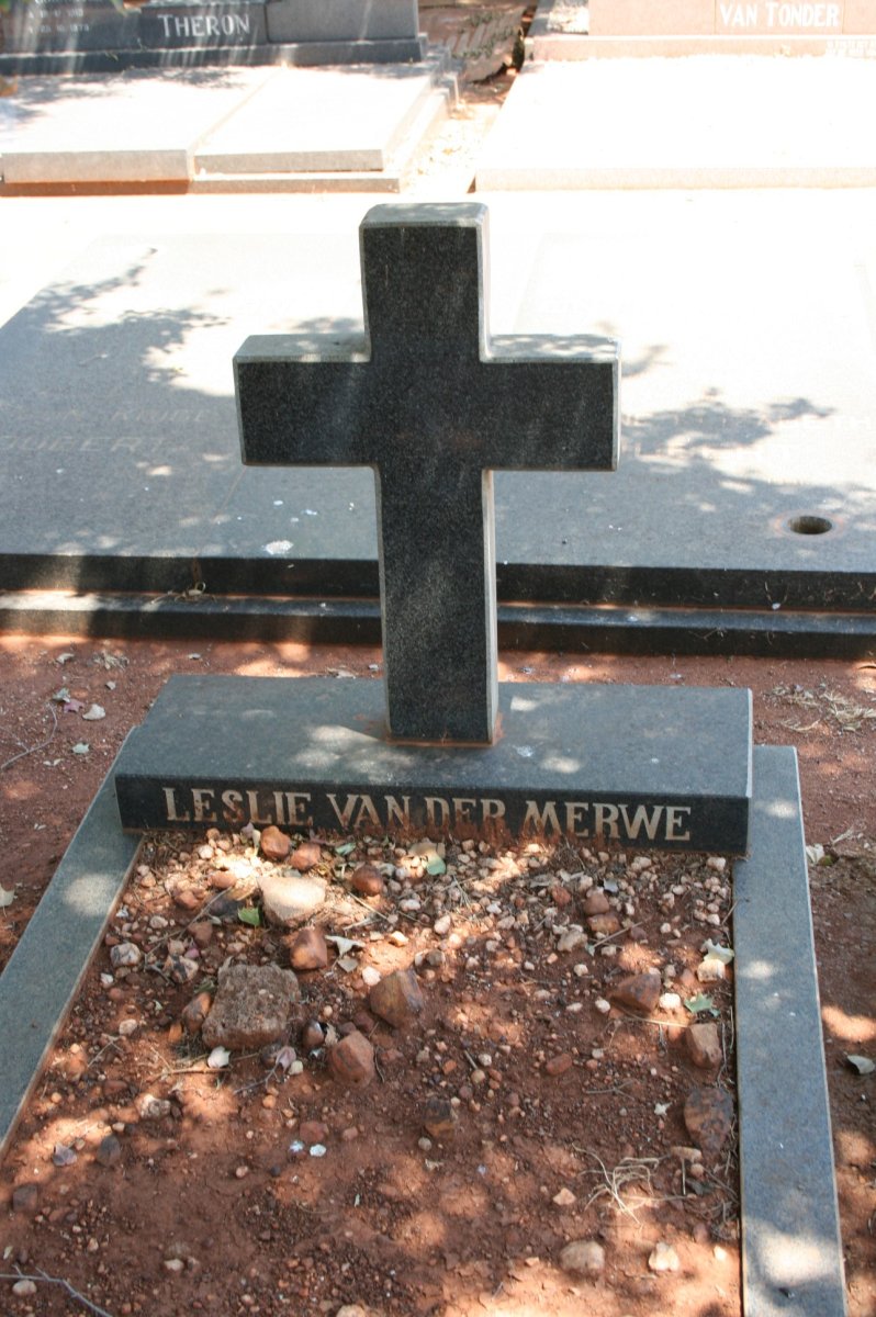 MERWE Leslie, van der 