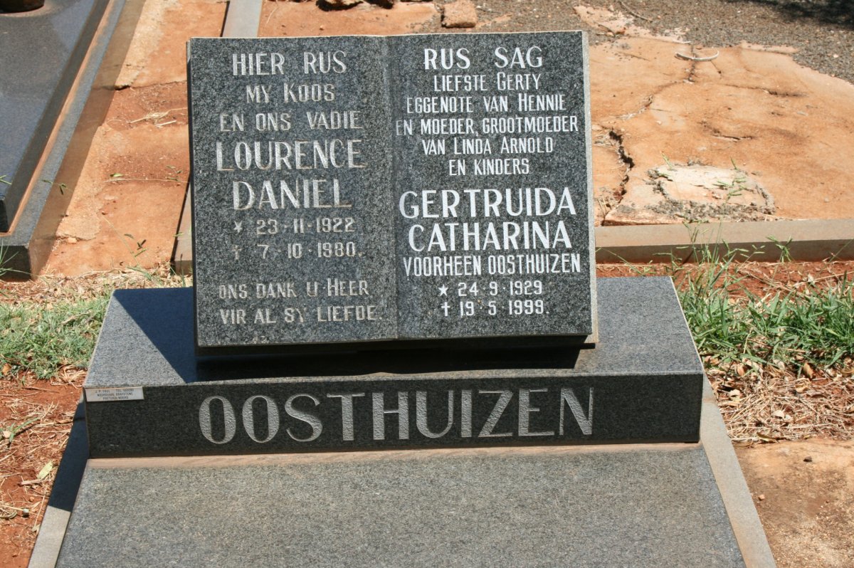 OOSTHUIZEN Lourence Daniel 1922-1980 &amp; Gertruida Catharina formerly OOSTHUIZEN 1929-1999