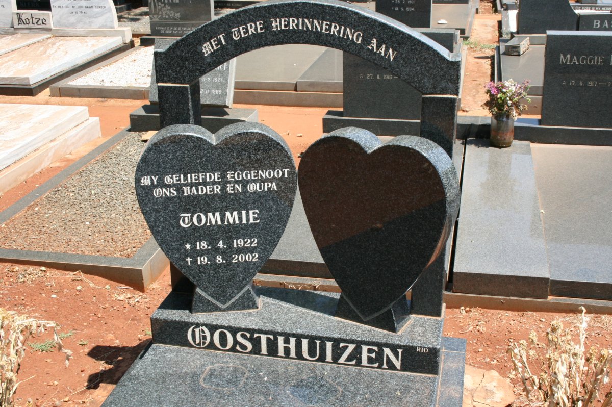 OOSTHUIZEN Tommie 1922-2002