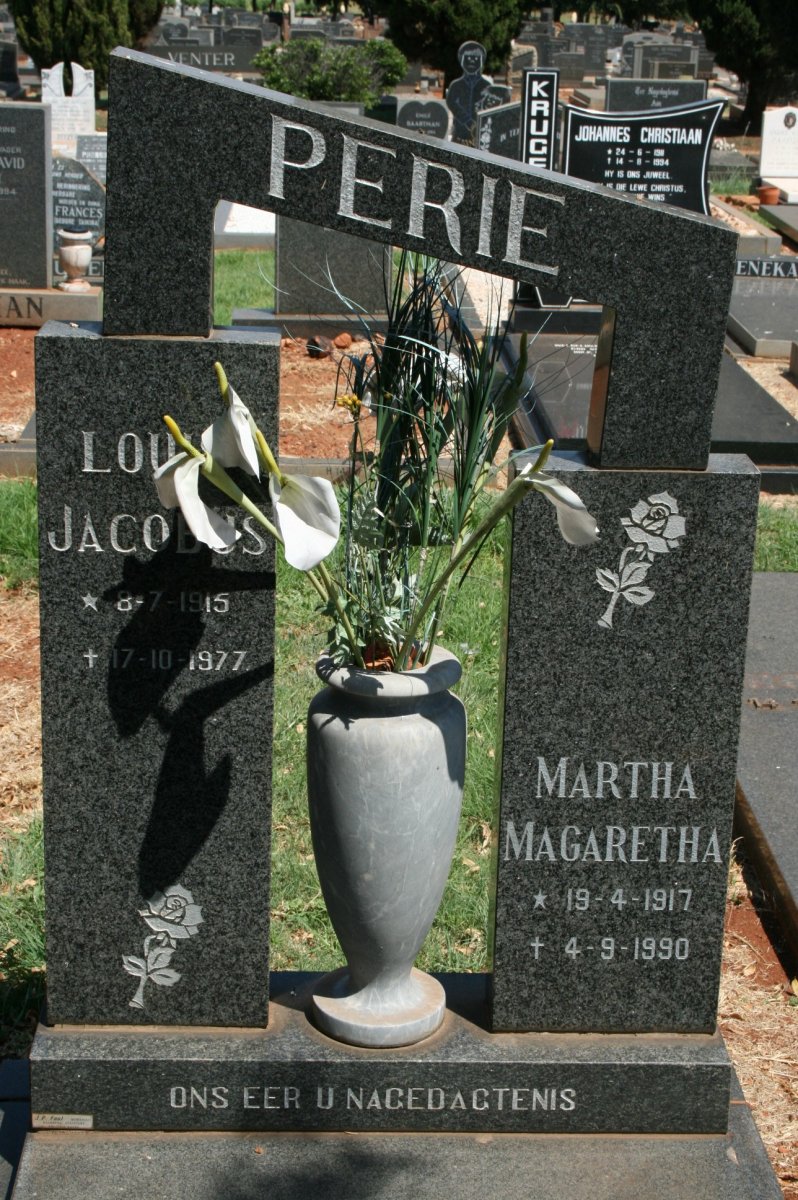 PERIE Louis Jacobus 1915-1977 &amp; Martha Magaretha 1917-1990
