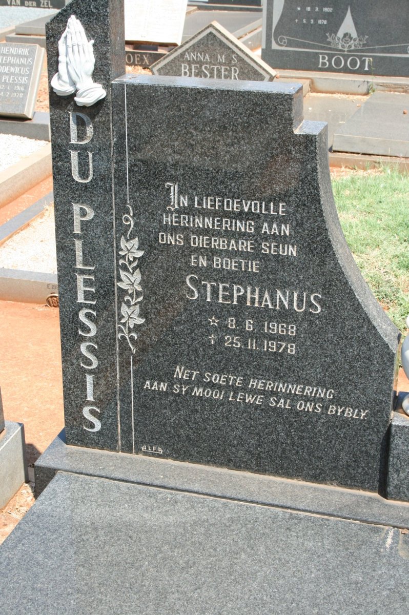 PLESSIS Stephanus, du 1968-1978
