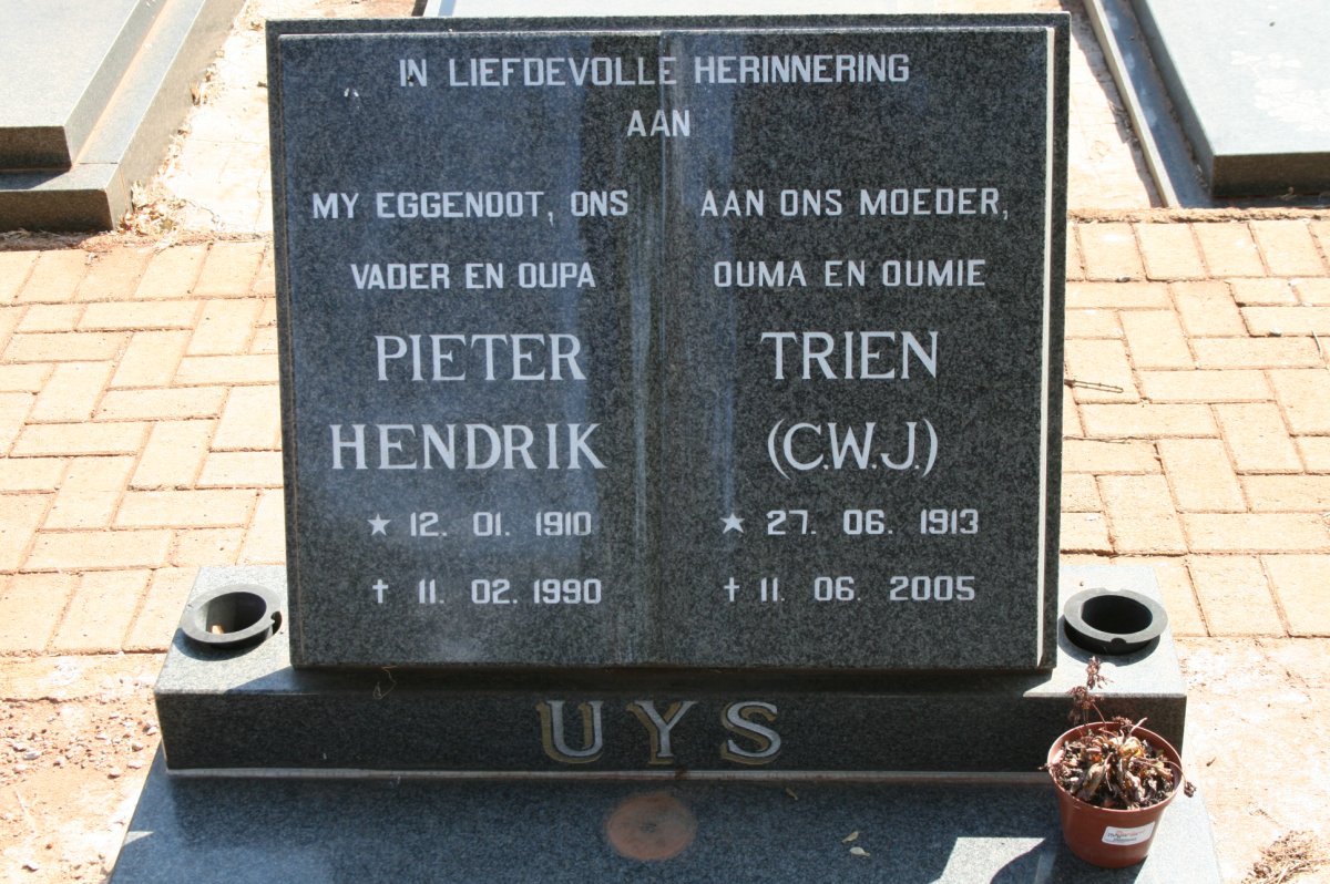 UYS Pieter Hendrik 1910-1990 &amp; C.W.J. 1913-2005