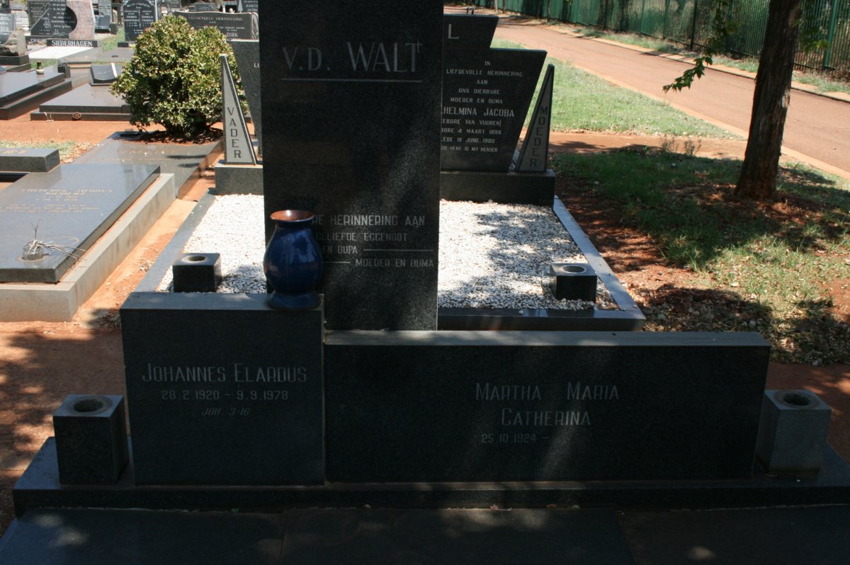 WALT Johannes Elardus, v.d. 1920-1978 &amp; Martha Maria Catherina 1924-