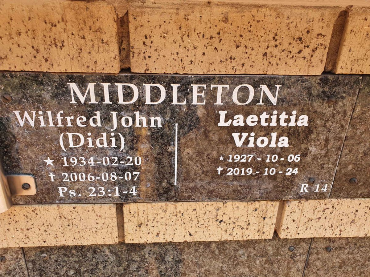 MIDDLETON Wilfred John 1934-2006 &amp; Laetitia Viola 1927-2019