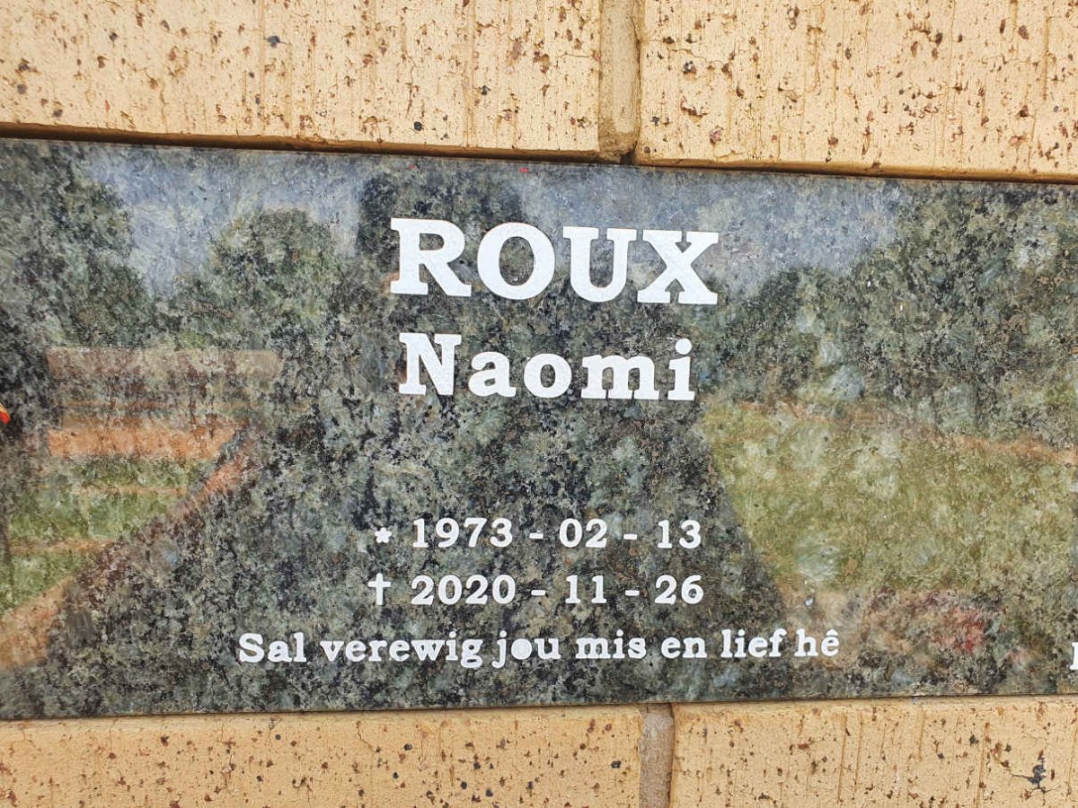 ROUX Naomi 1973-2020