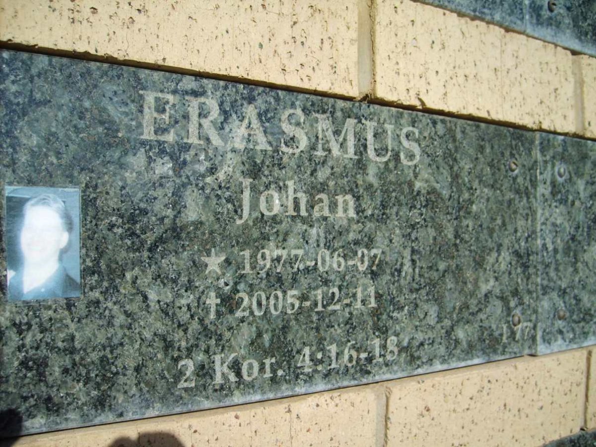 ERASMUS Johan 1977-2005