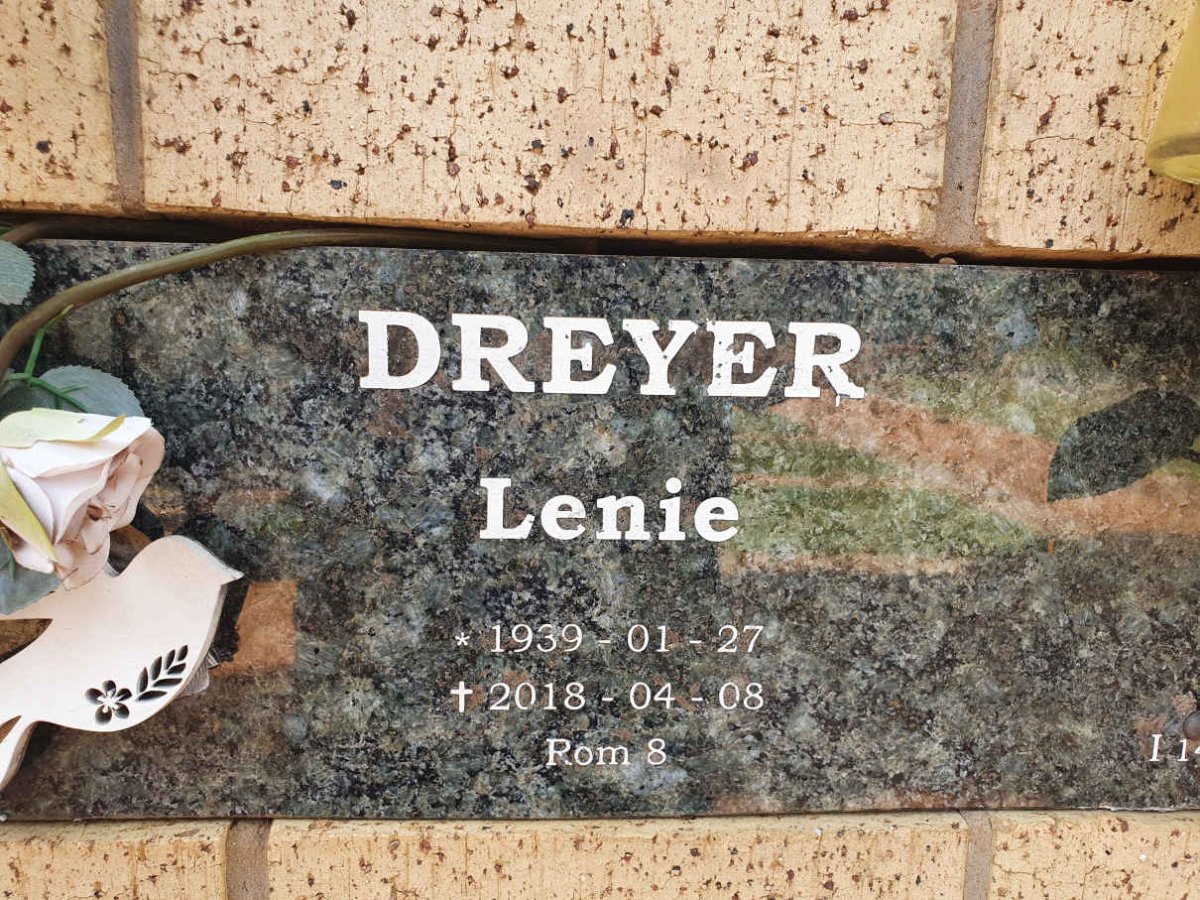 DREYER Lenie 1939-2018