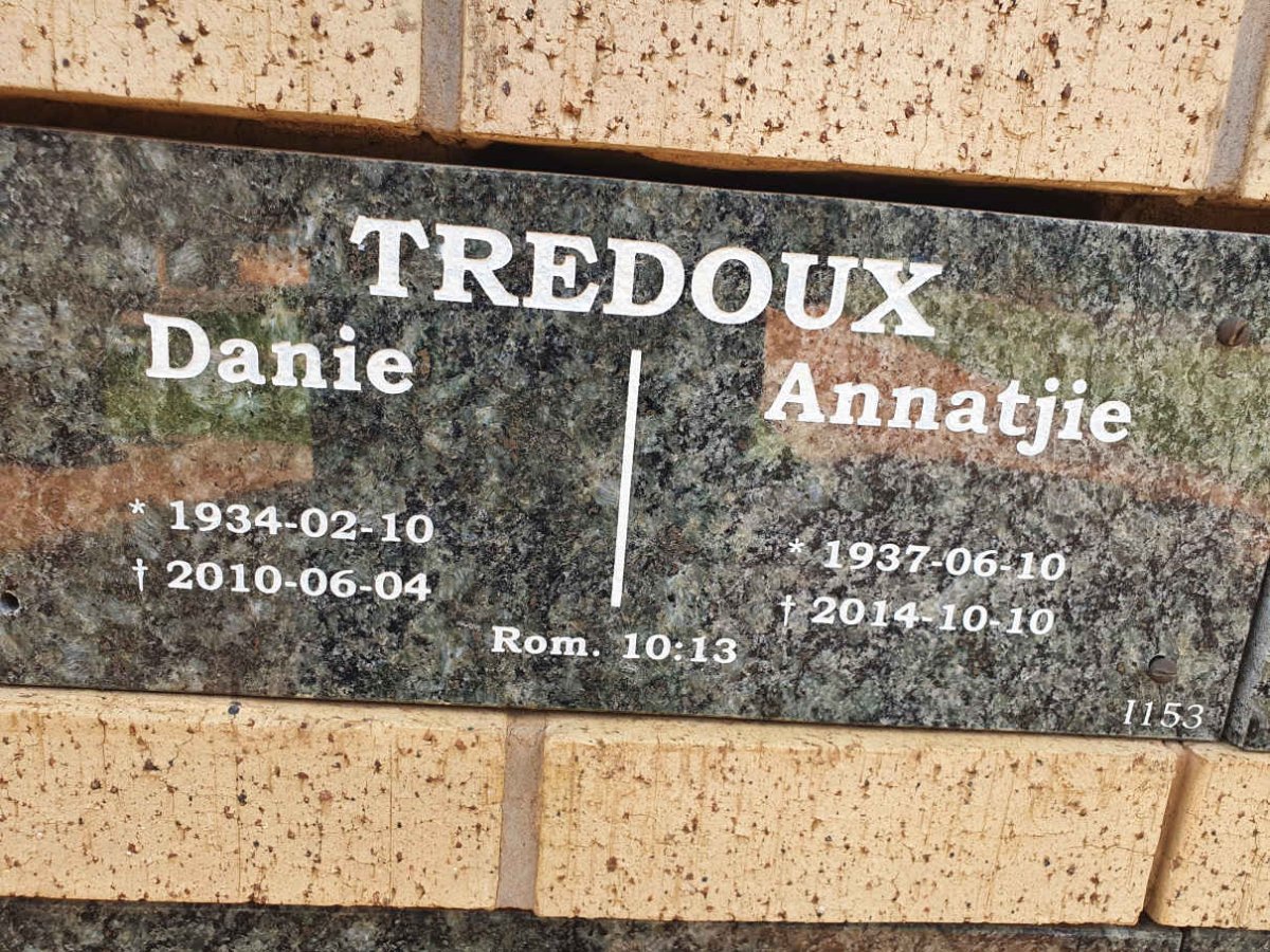 TREDOUX Danie 1934-2010 &amp; Annatjie 1937-2014