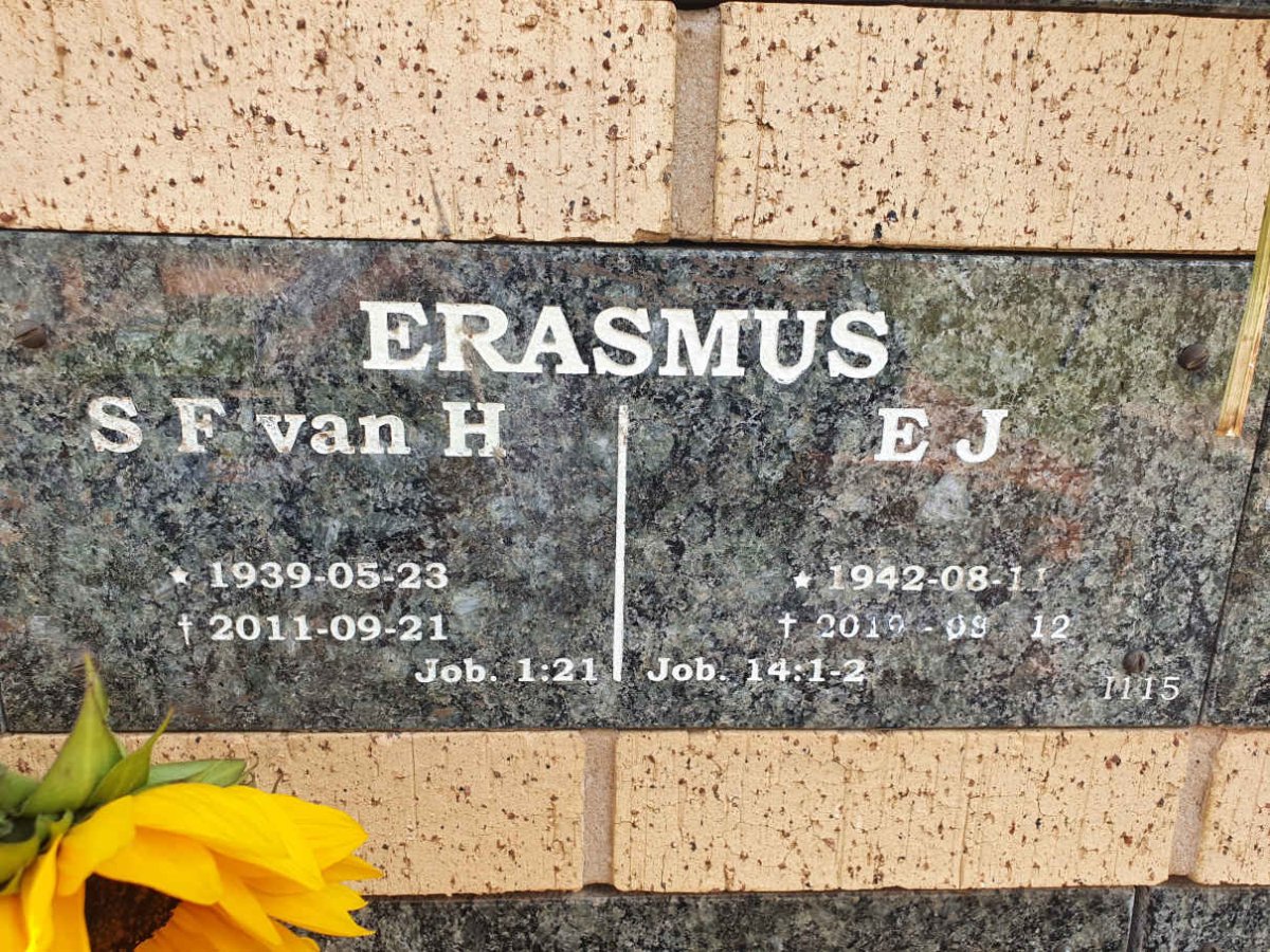 ERASMUS S.F. van H. 1939-2011 &amp; E.J. 1942-2019