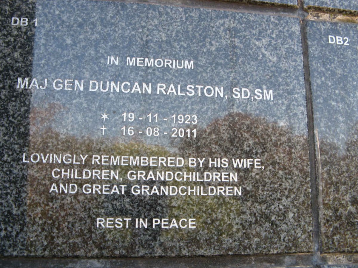 RALSTON Duncan 1923-2011